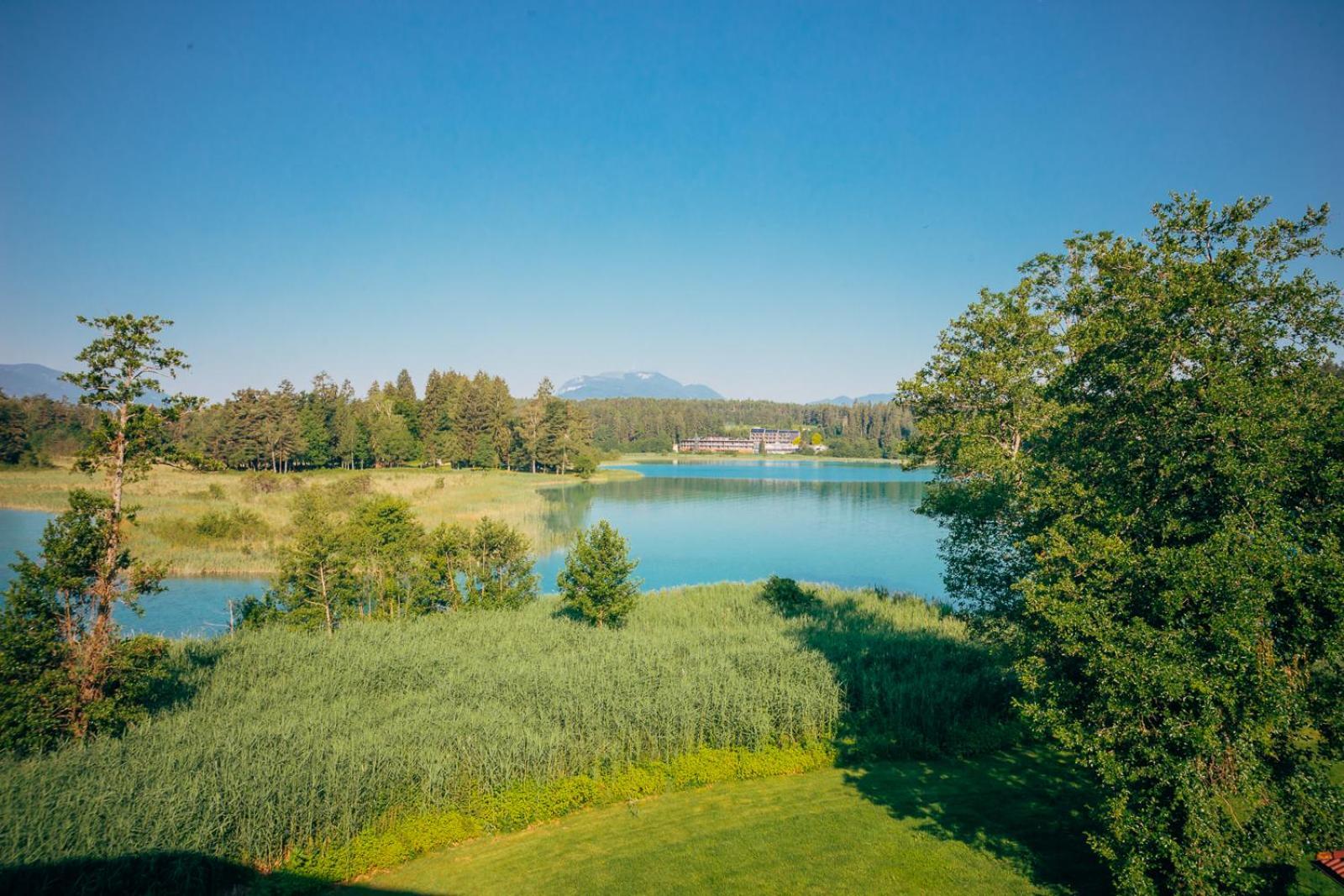 Inselhotel Faakersee ファアーク・アム・ゼー エクステリア 写真